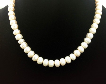 necklaceLargePearls